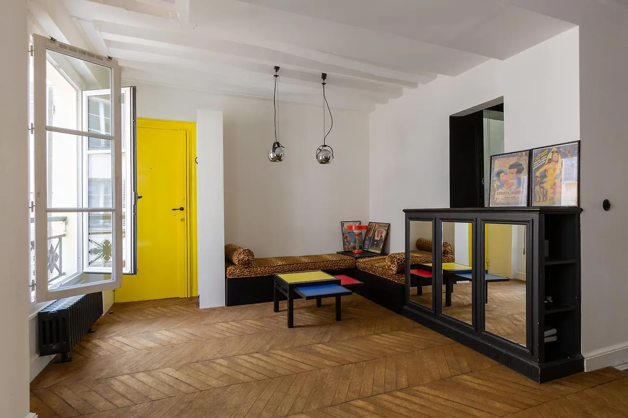 Apartment Bauhaus Magic In The Marais Paris